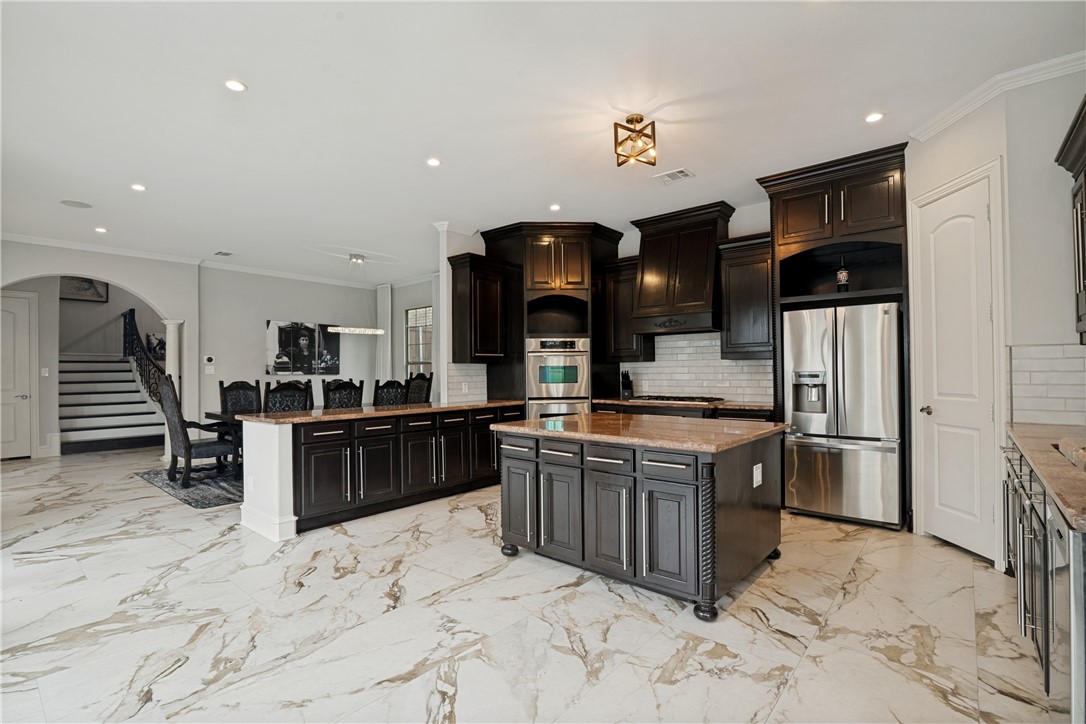 5459 Willis Ave Property Photo 11