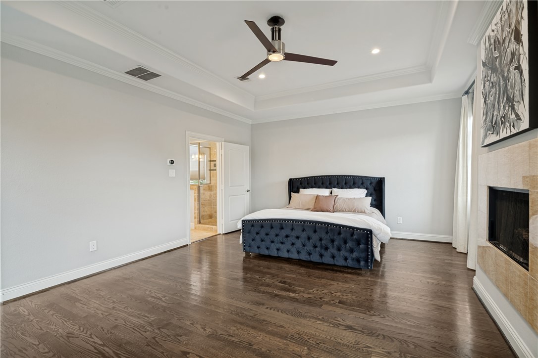 5459 Willis Ave Property Photo 17