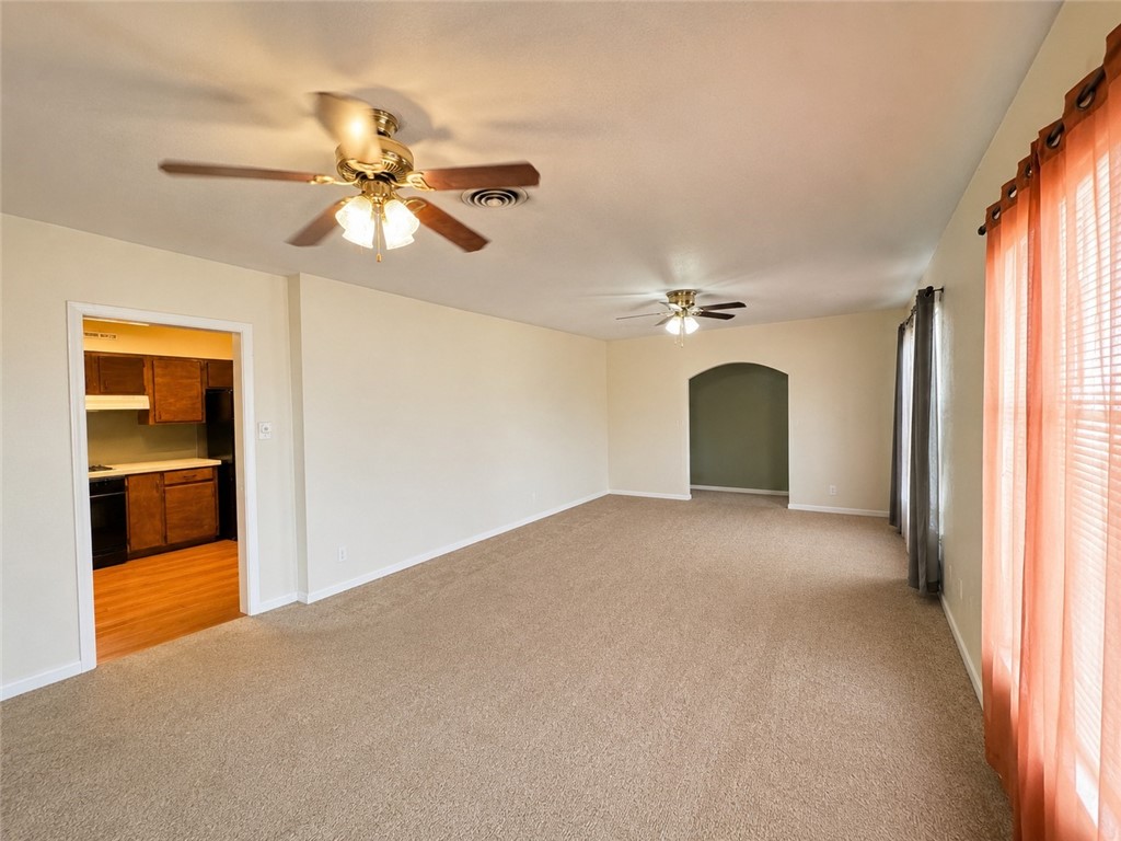 1710 Louisiana St Property Photo 3