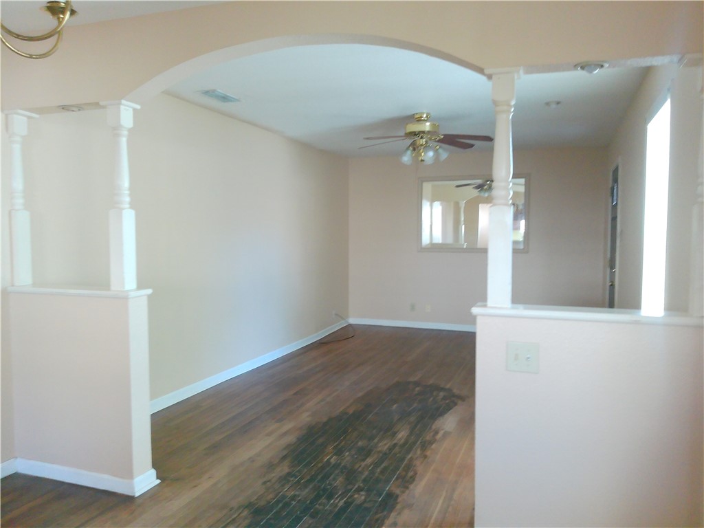 1438 Ormond Dr Property Photo 3