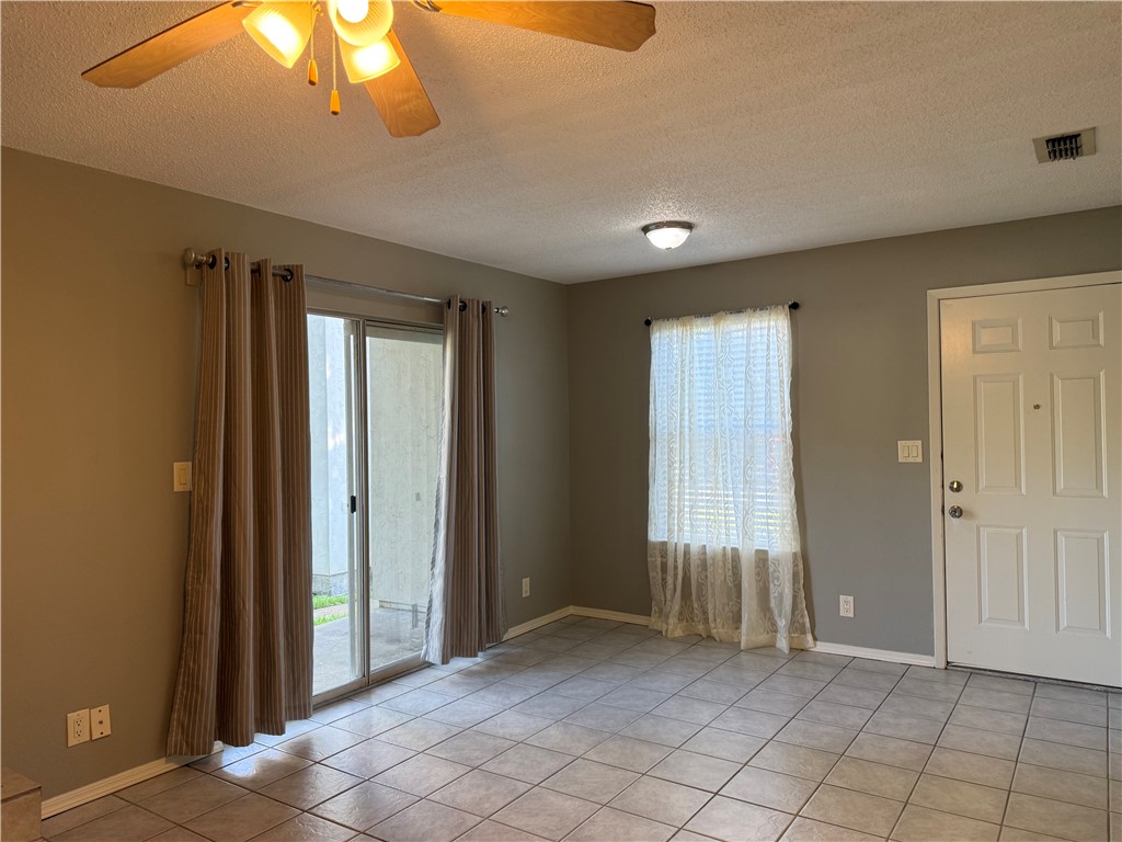 302 Saint Andrews St 101e Property Photo 2
