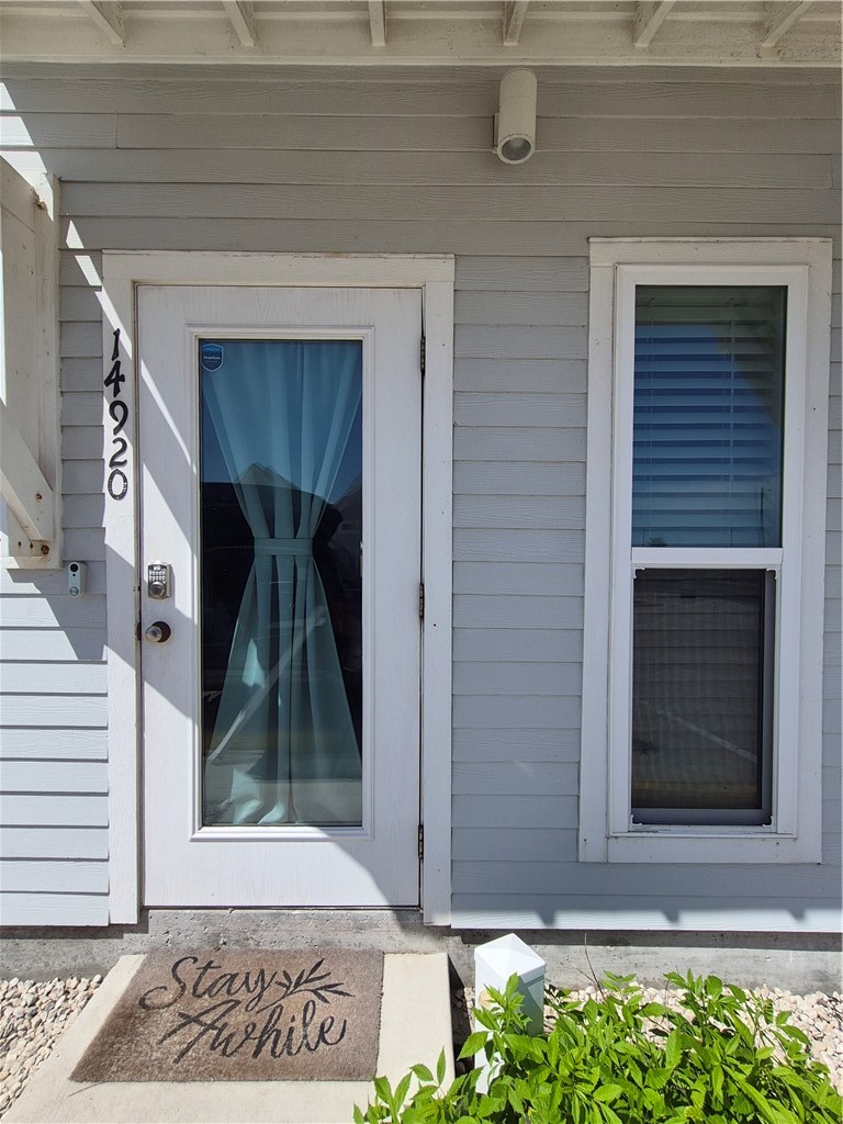 14920 Pirates Cove Dr Property Photo 3