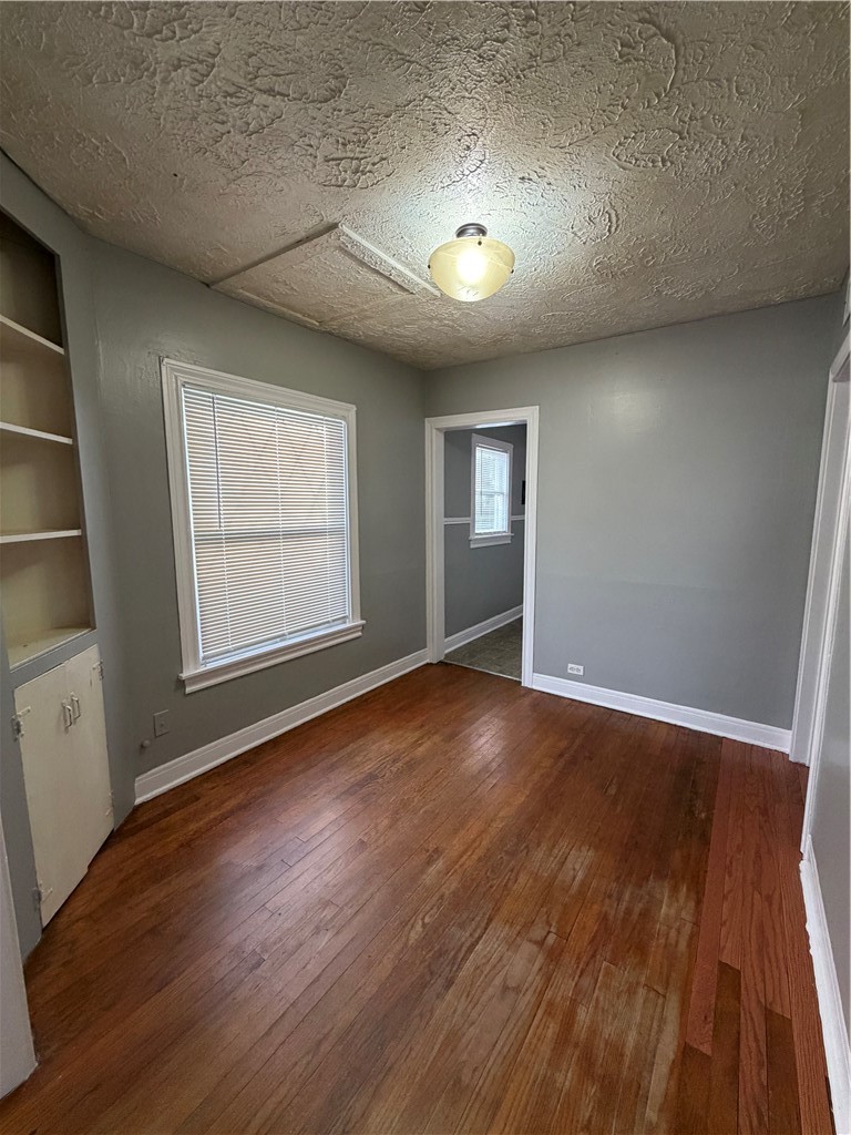 330 Rosebud Ave Property Photo 5