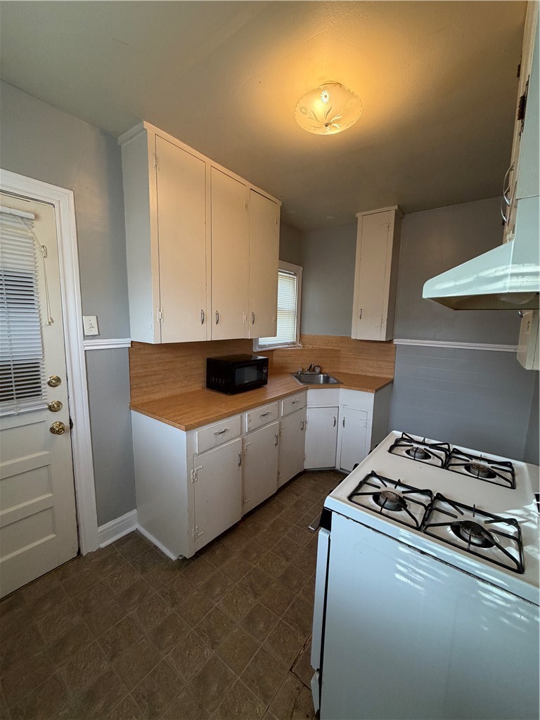 330 Rosebud Ave Property Photo 7