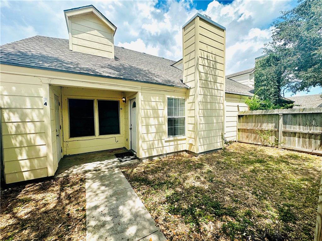7252 The Mansions Dr P4 Property Photo 1