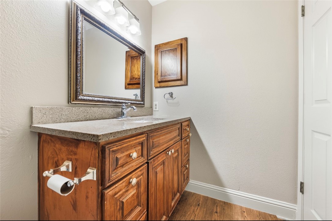 7252 The Mansions Dr P4 Property Photo 6
