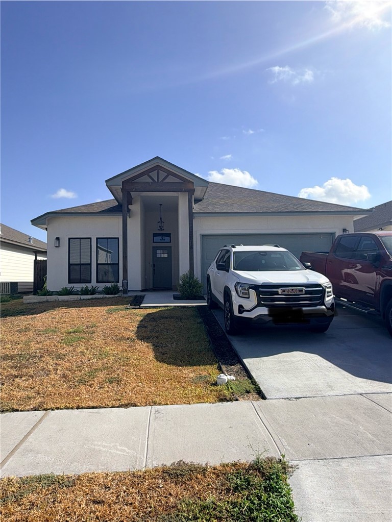 12818 Madalynn Dr Property Photo 1