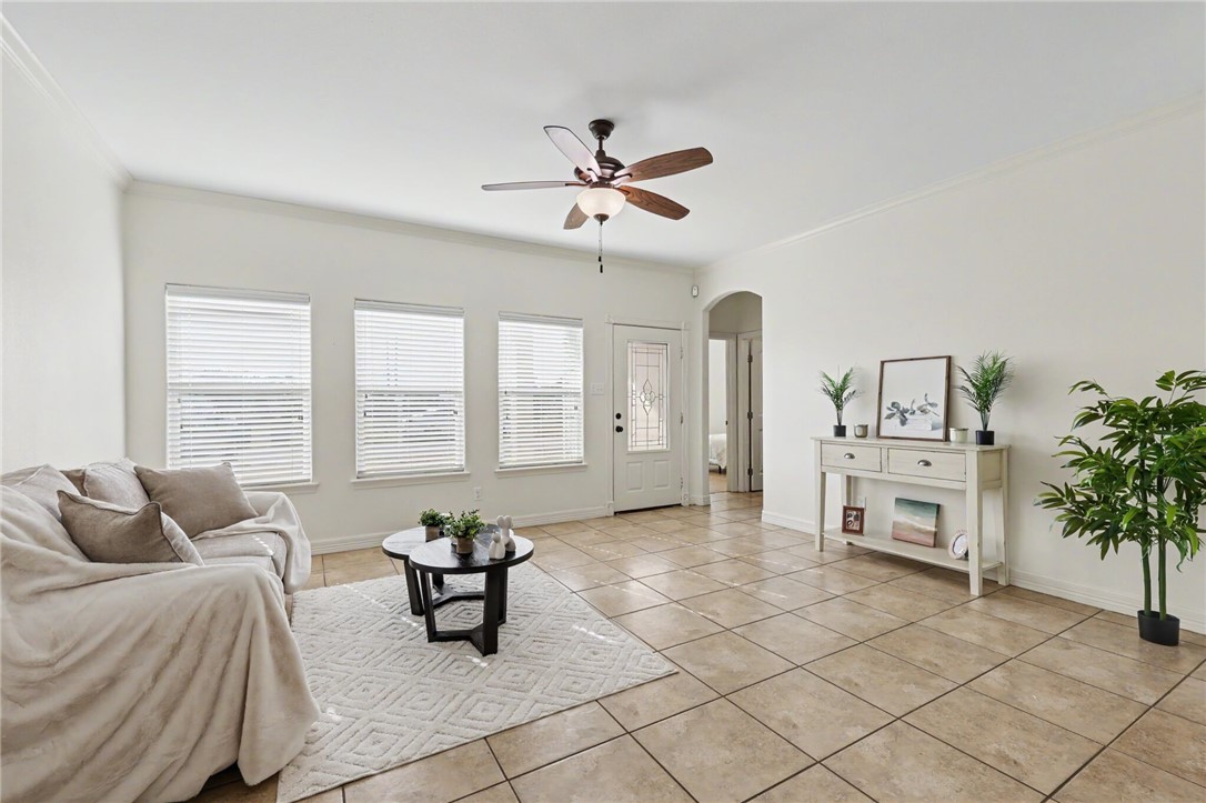 1950 Sandy Way Property Photo 5