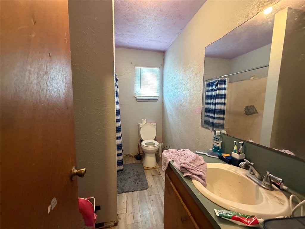 1121 E Avenue A Ave Property Photo 12