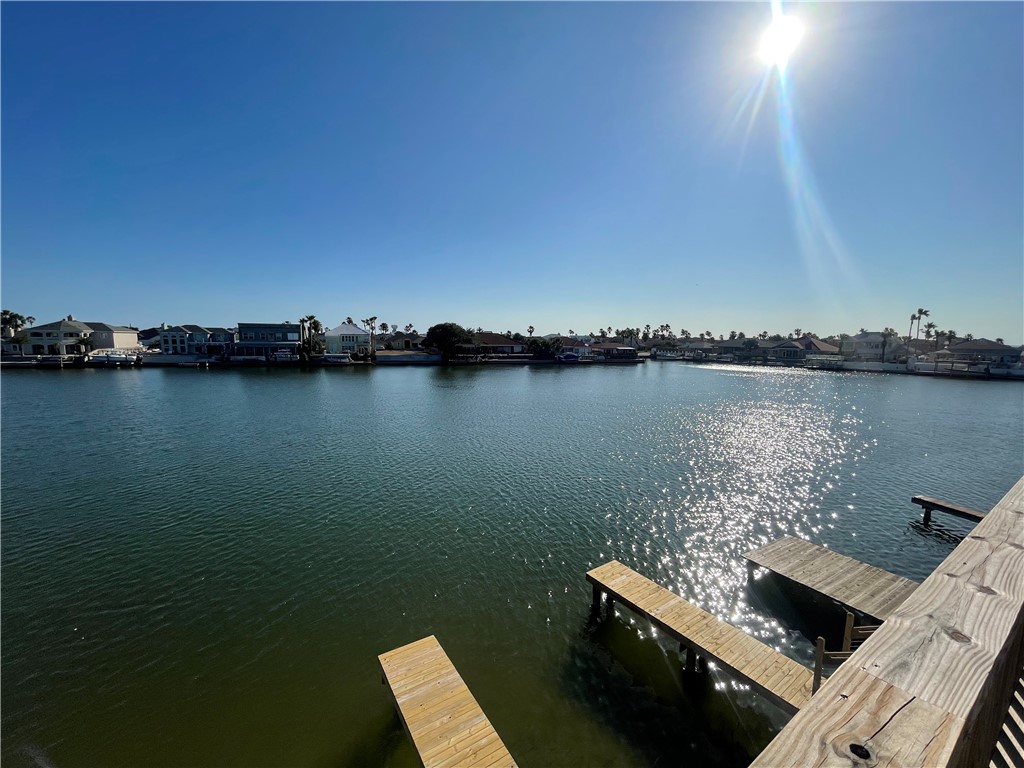 13957 Fortuna Bay Dr B Property Photo 4