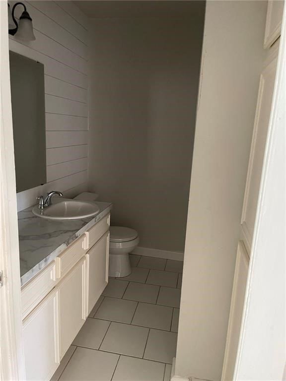 725 E Hoffman Ave Property Photo 7