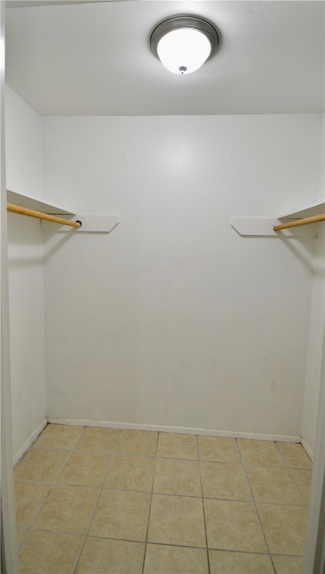 1004 Austin St 3 Property Photo 11