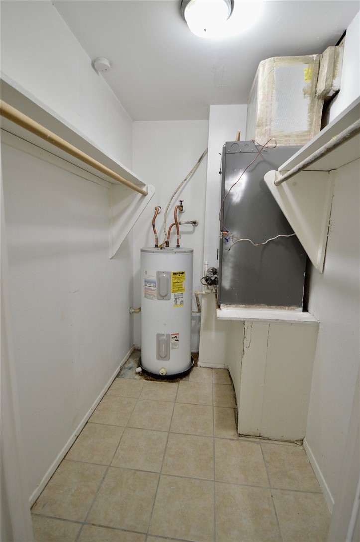 1004 Austin St 3 Property Photo 16