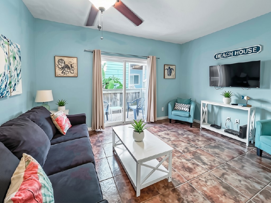 15010 Leeward Dr 701 Property Photo 3