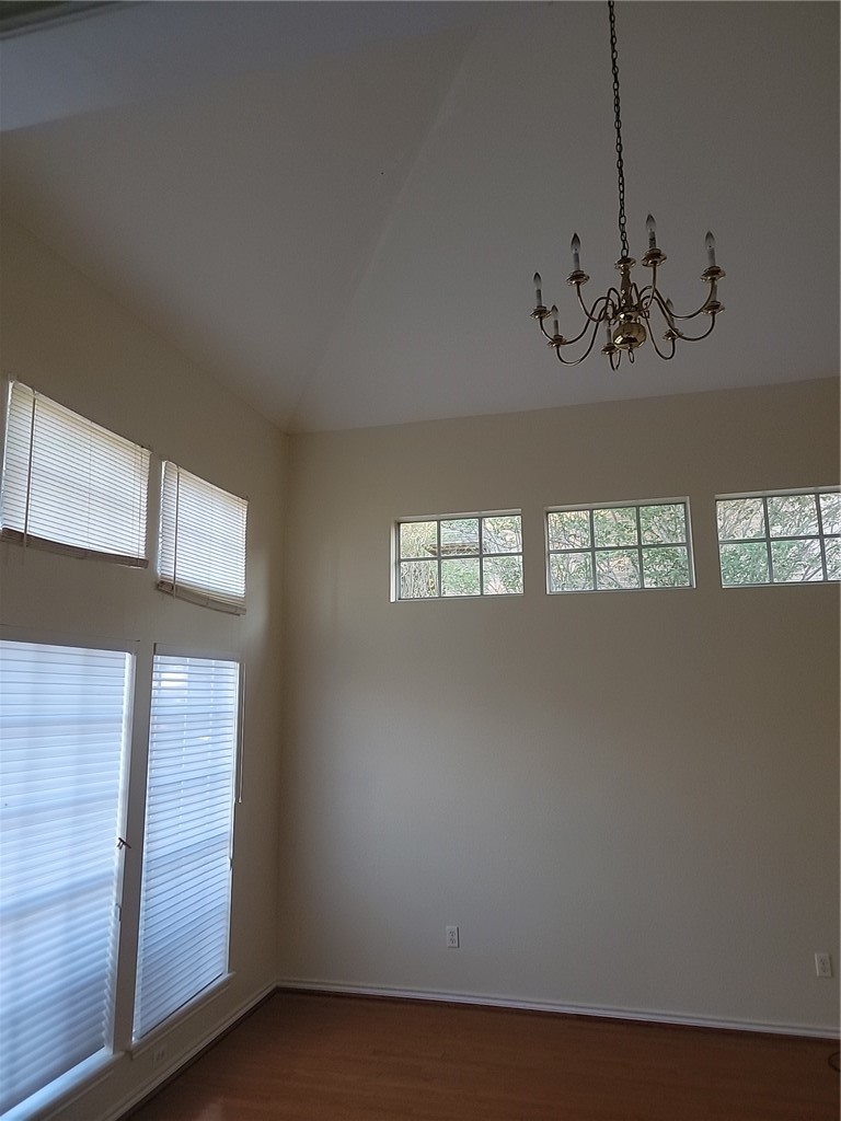 4530 Oso Pkwy Property Photo 2