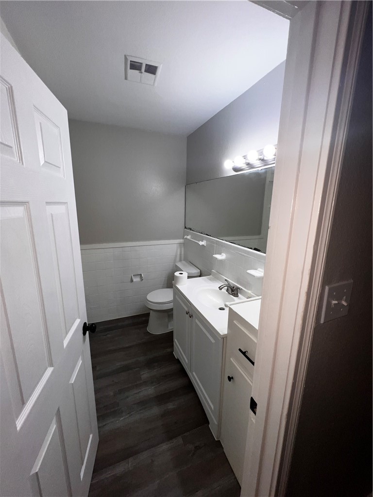 3301 Austin St Property Photo 5