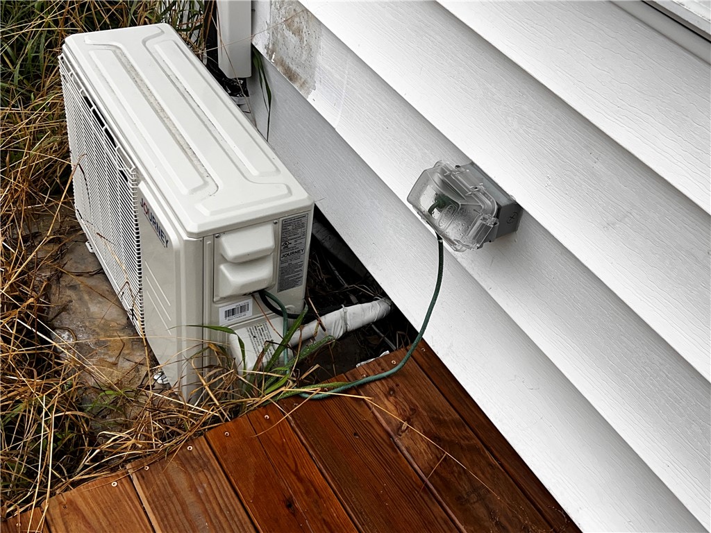 3301 Austin St Property Photo 11