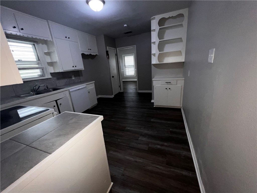 3301 Austin St Property Photo 15