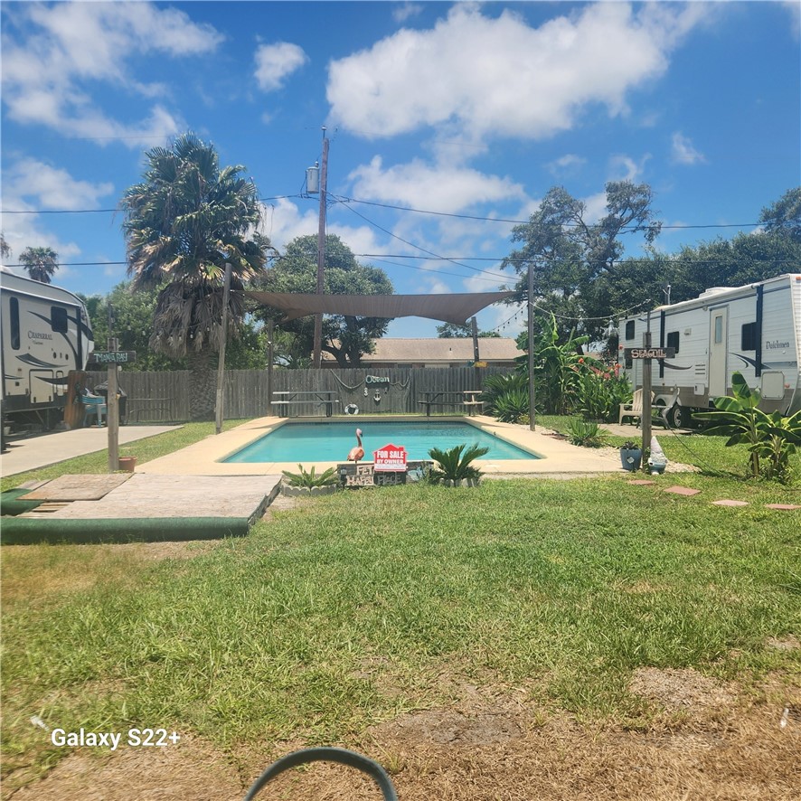 123 Bermuda Dr Property Photo 1