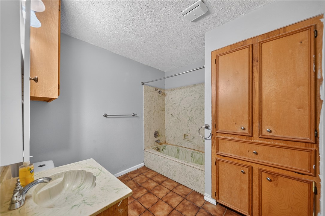 14626 Reagan Dr Property Photo 14