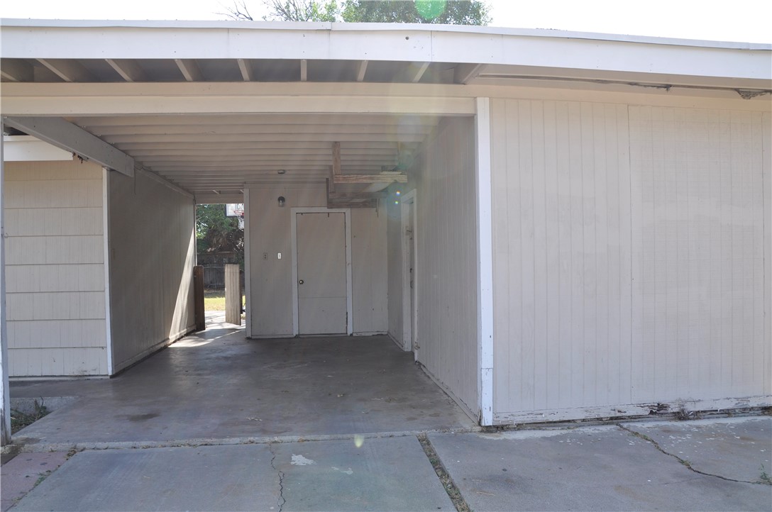 1320 W Circle Dr Property Photo 19