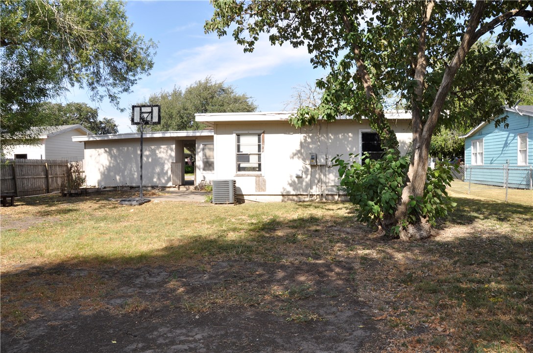 1320 W Circle Dr Property Photo 23