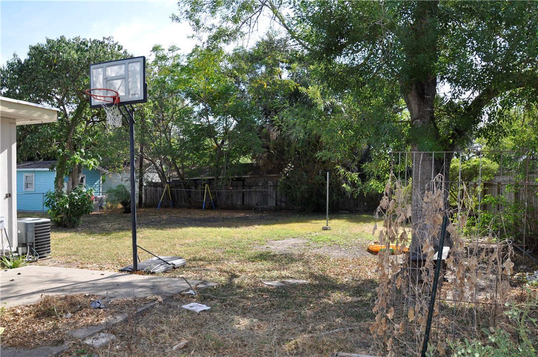 1320 W Circle Dr Property Photo 24
