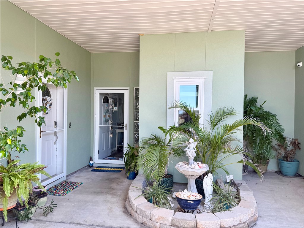 13993 Fortuna Bay Dr B Property Photo 3