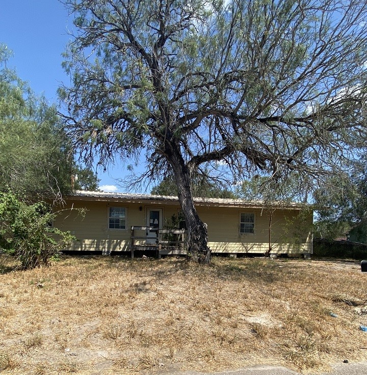 220 N Hartman