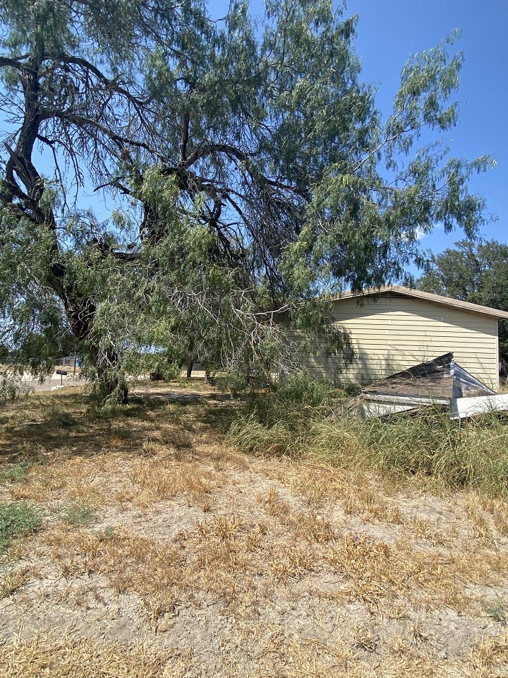 220 N Hartman Property Photo 5
