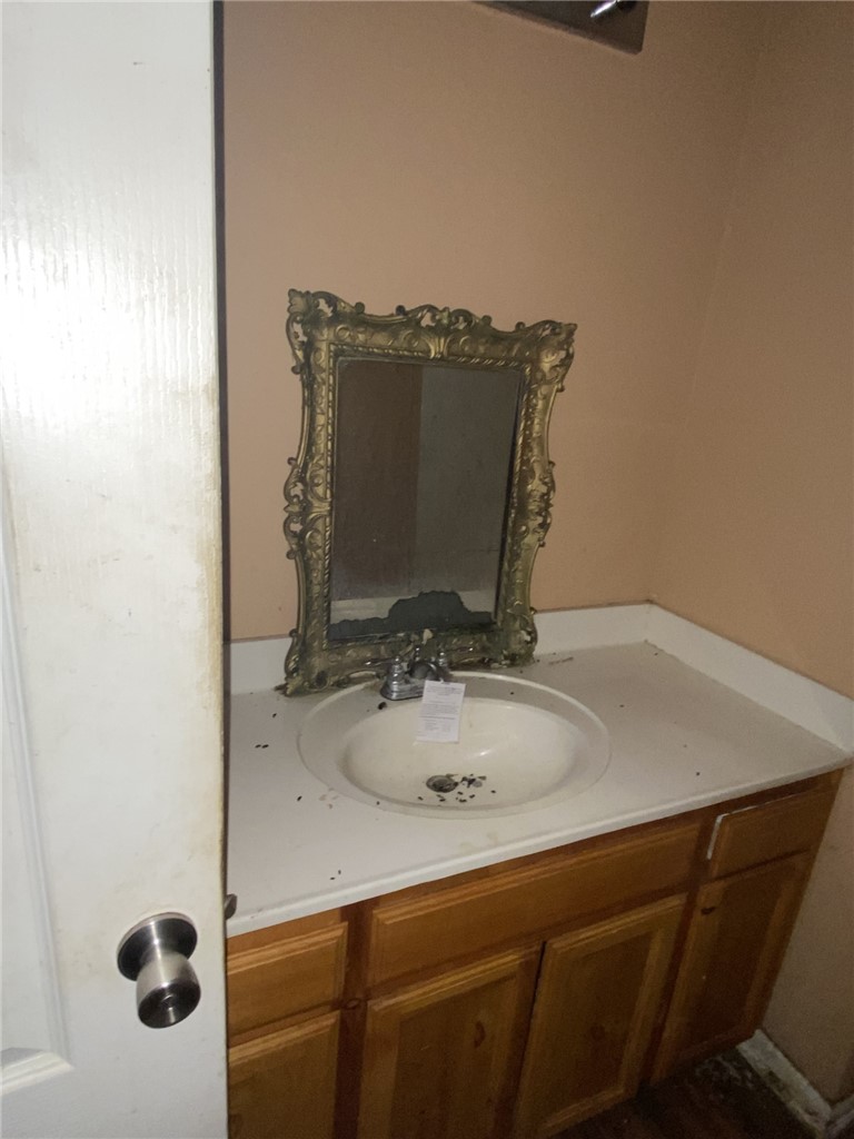 220 N Hartman Property Photo 17
