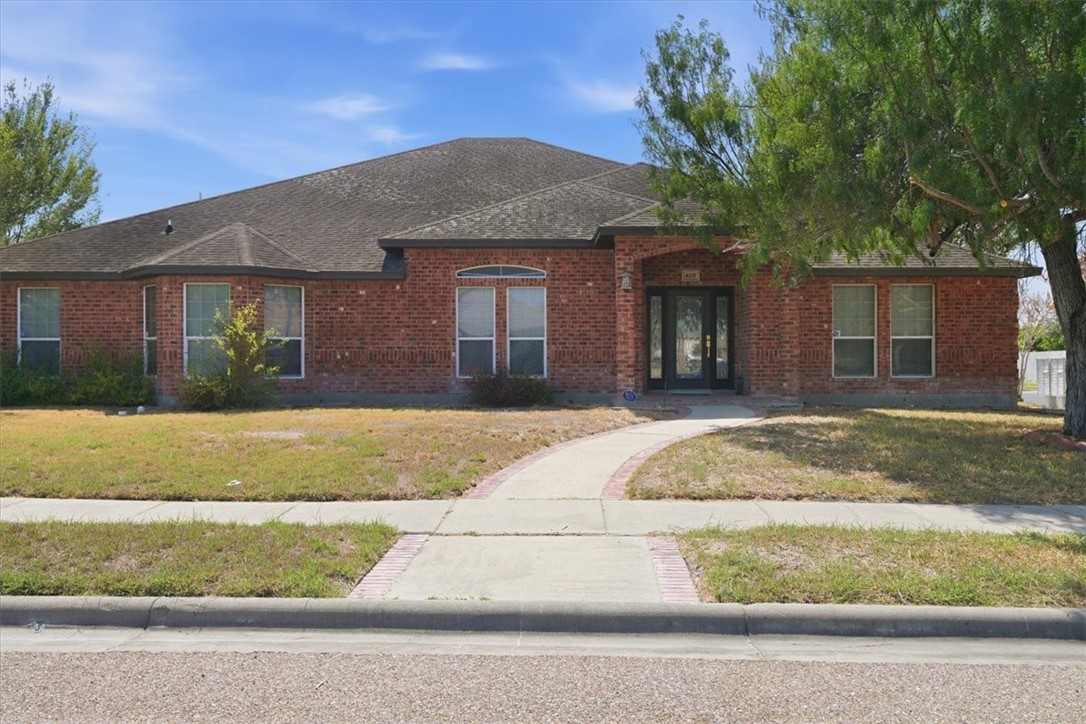 4201 Lake Apache Dr Property Photo 1