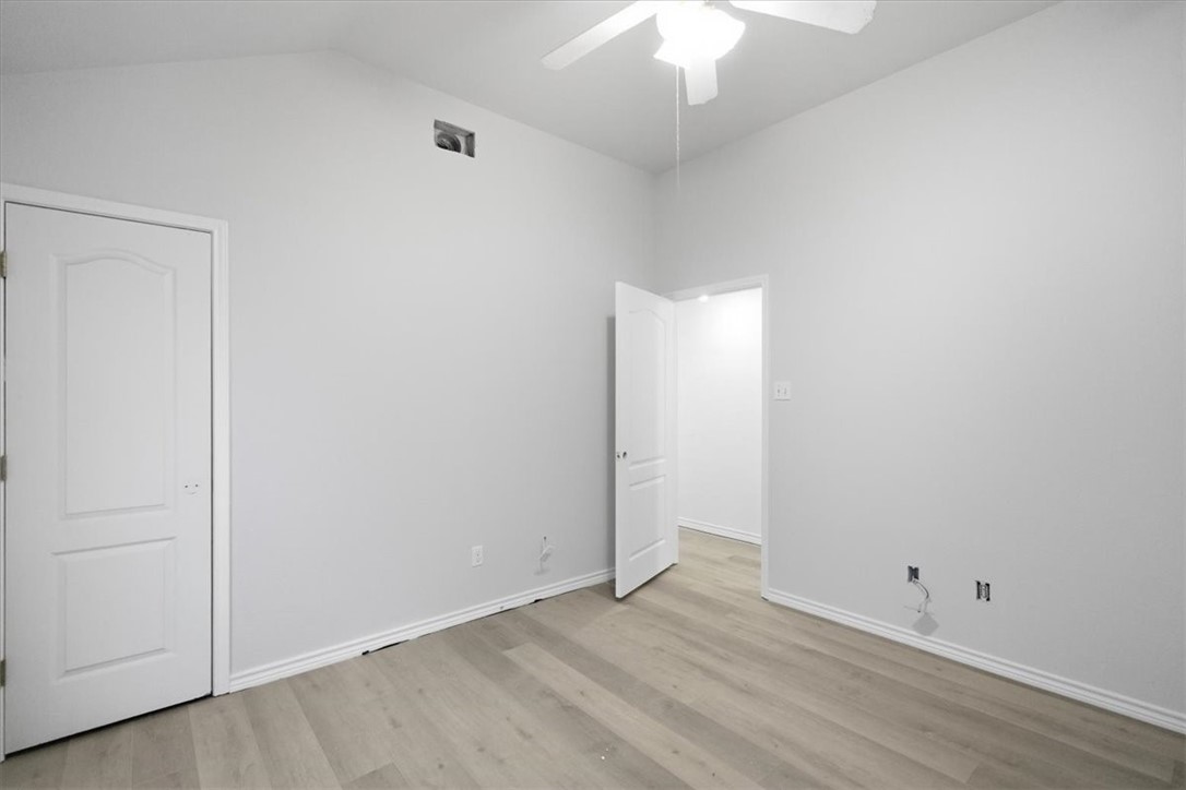 4201 Lake Apache Dr Property Photo 26