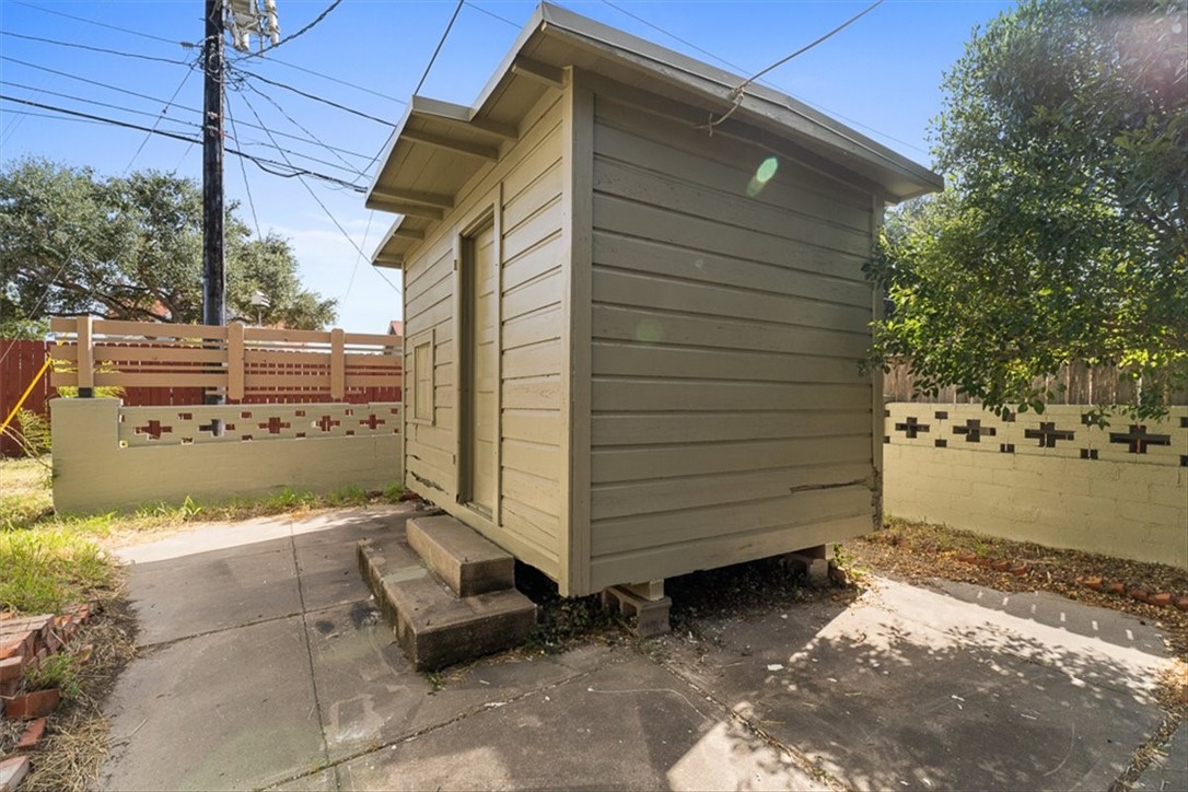 1024 E Main St Property Photo 44