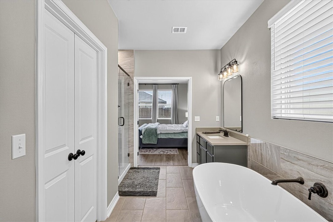 2605 Lannister Property Photo 35