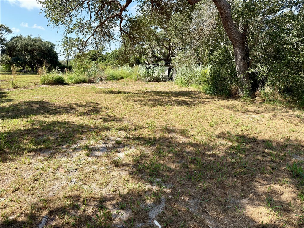 2467 Sawyer Lane Property Photo 1