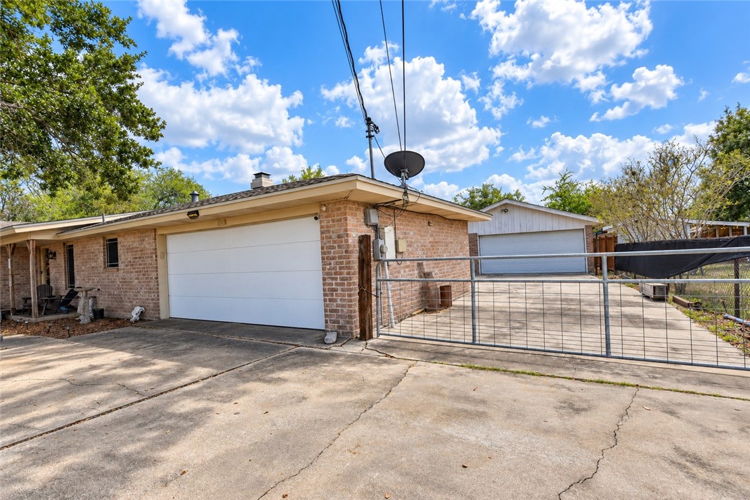 3961 Mollie Property Photo 5