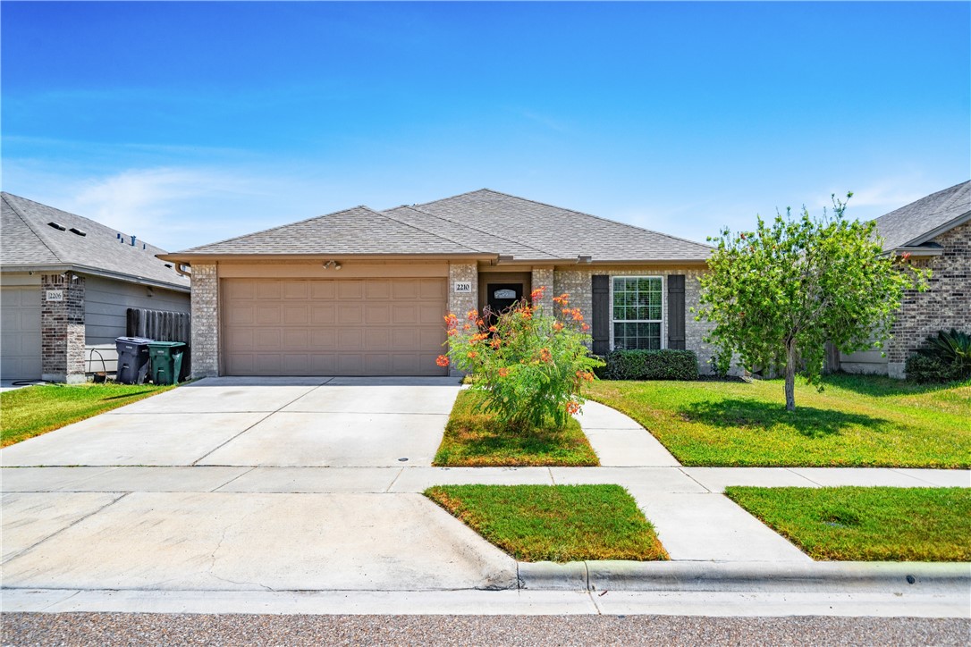 2210 Spoonbill Dr Property Photo 1