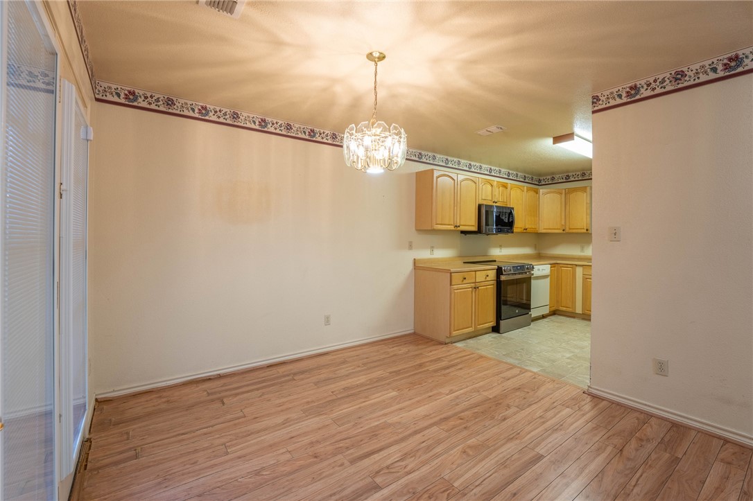 2309 Ollie St Property Photo 10