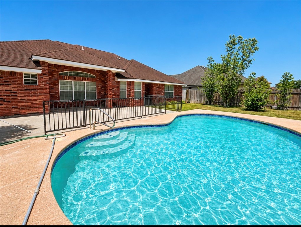 1245 Carlos Property Photo 17