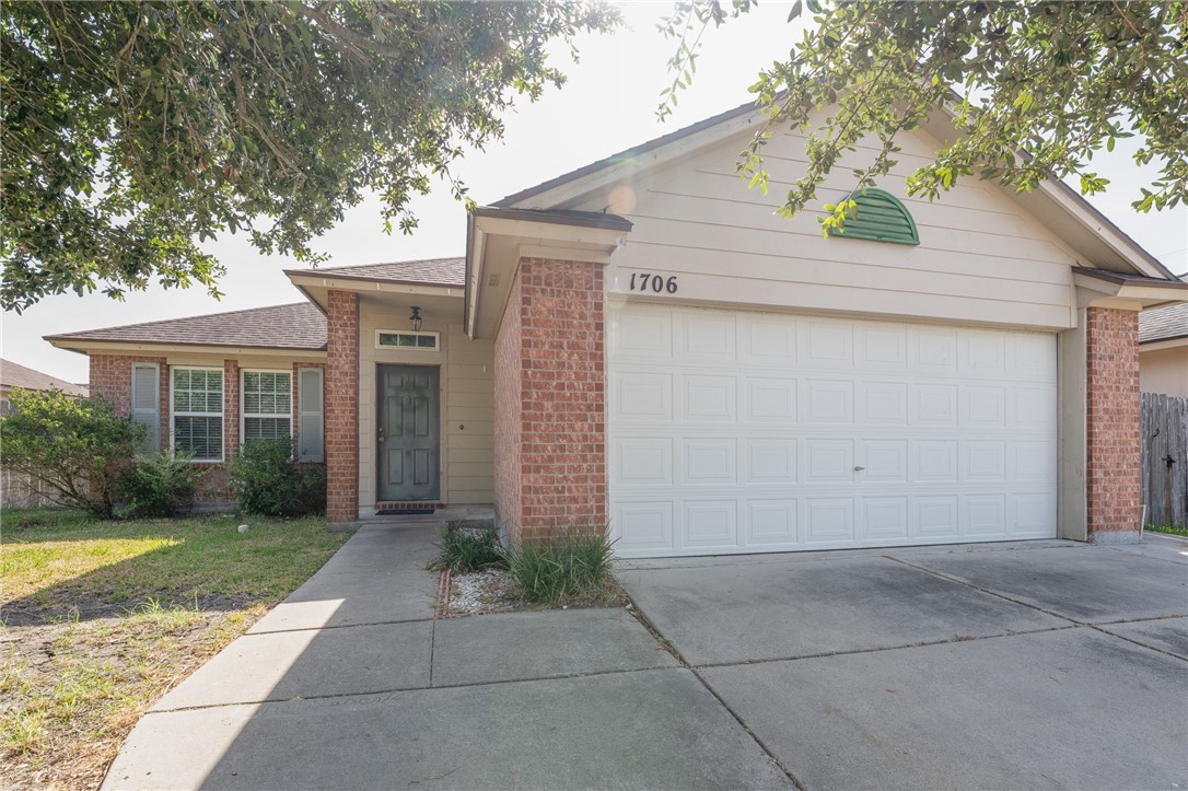 1706 Chisolm Trai Property Photo 1