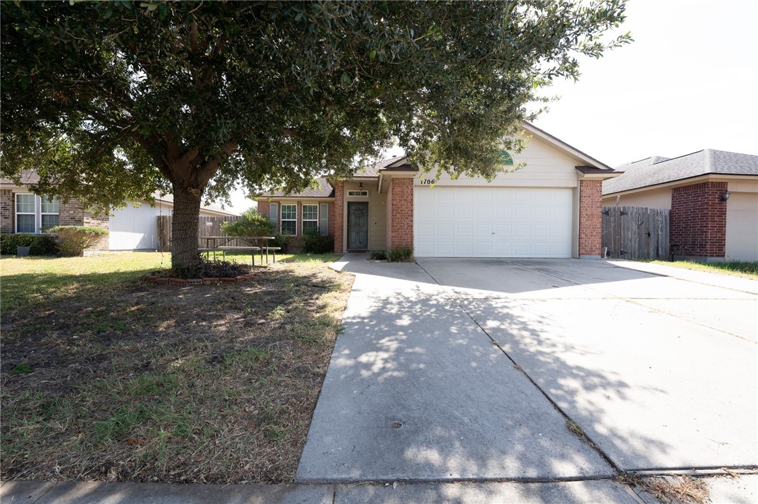 1706 Chisolm Trai Property Photo 2