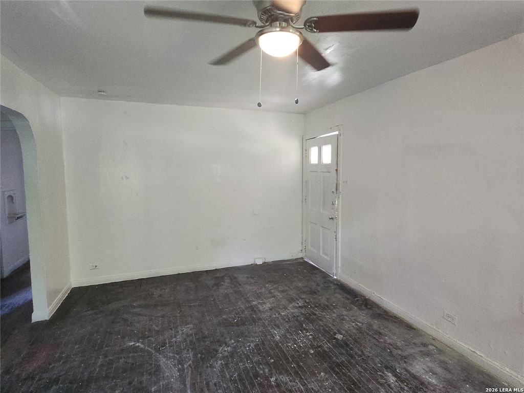 5106 Bartmer Ave Property Photo 2