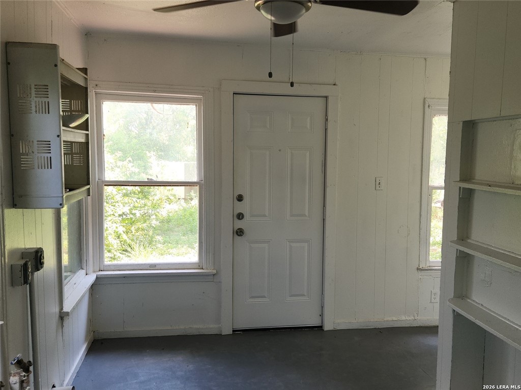 5106 Bartmer Ave Property Photo 4