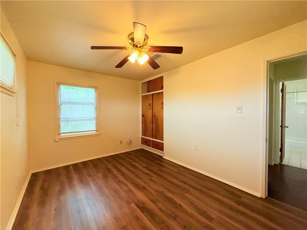 4725 Wynona Dr Property Photo 21
