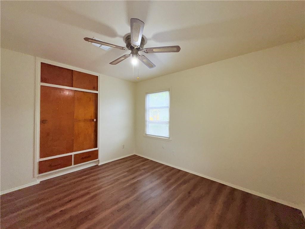 4725 Wynona Dr Property Photo 22