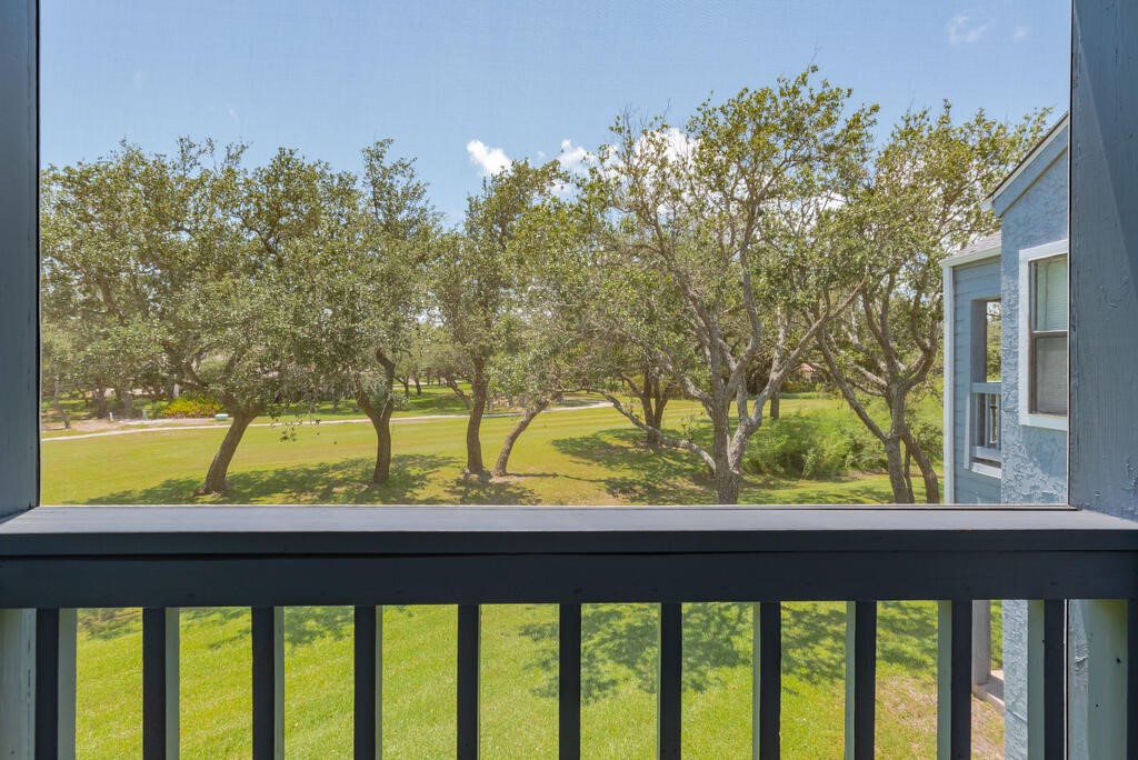 209 Forest Hills 233 Property Photo 2