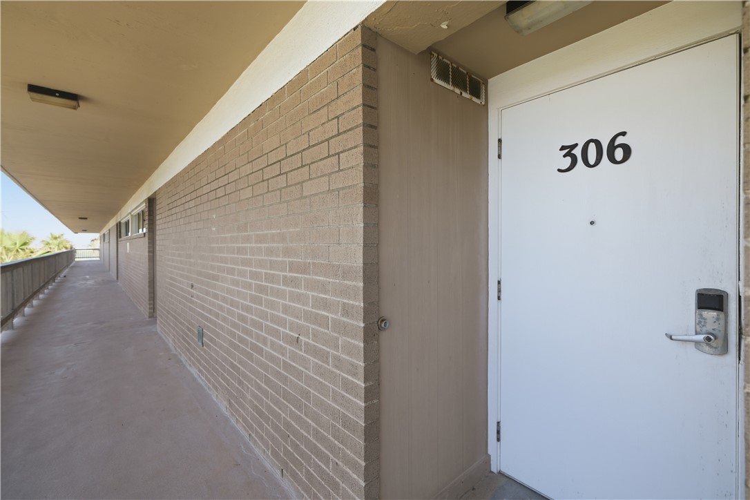 15340 Leeward Dr 306 Property Photo 1