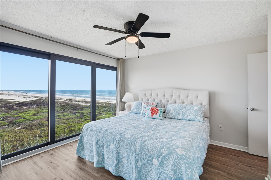 15340 Leeward Dr 306 Property Photo 15