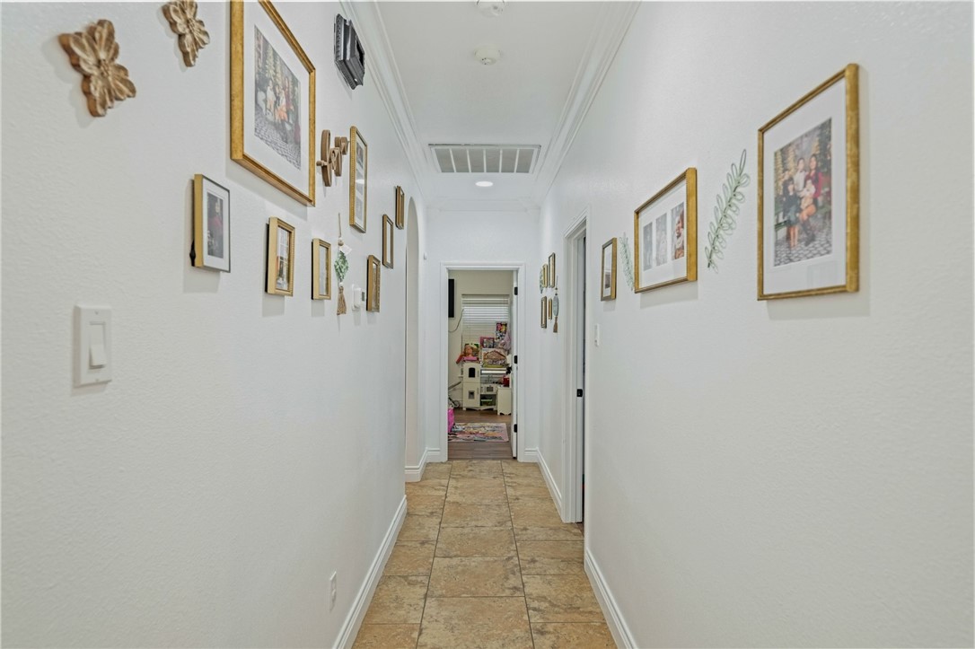 1502 Westridge Blvd Property Photo 40